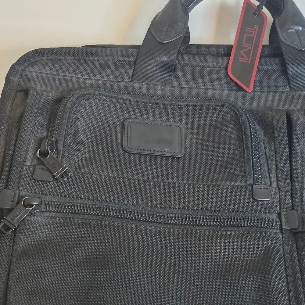 Tumi Alpha T-Pass 16